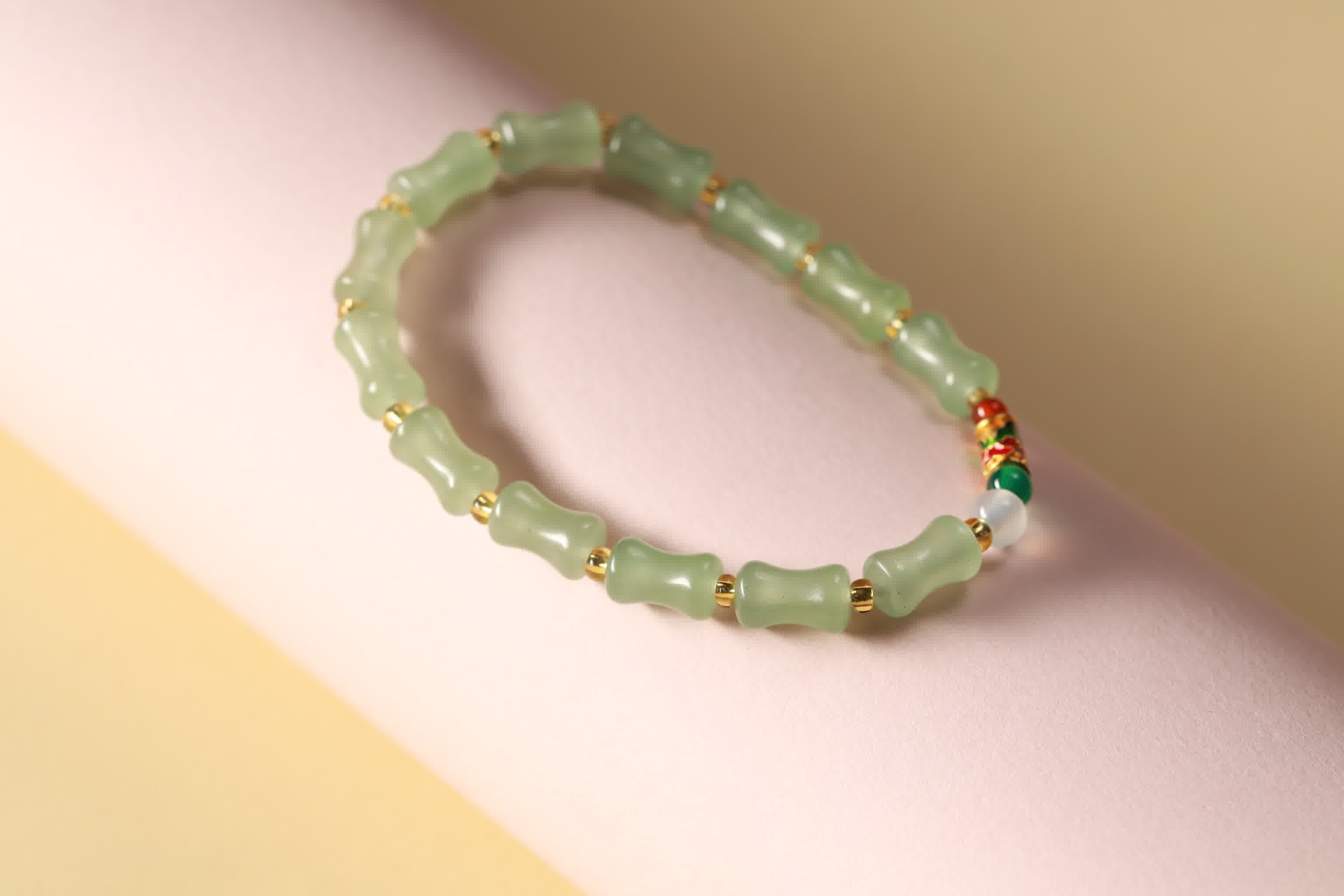 Lucky Koi Tri-Color Agate Fortune Bracelet
